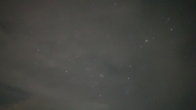 超级想和我喜欢的人一起看星星⭐️主播说右边那一片是天蝎座♏️