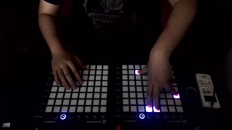 【2021-08-09 01点场】亡命快递龙龙龙：香肠派对X奥特英雄 一起追光吧肠肠！！