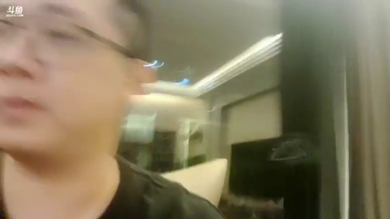 【2021-08-08 20点场】小鱼小鱼吃虾米：改变从点滴做起..