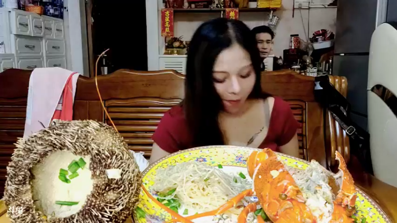 【2021-08-09 21点场】小泰一泰国户外一：泰国 传统故事 时间~！