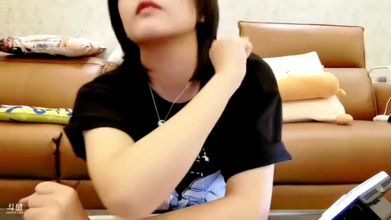 【2021-08-10 18点场】我是唐菲：周二快乐～耶