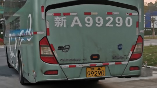 走遍中華大地，吃遍天下美食！