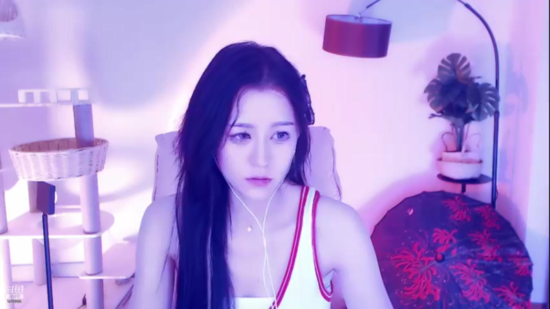 【2021-08-11 21点场】Sa叁儿：成都：双子座女生！！！