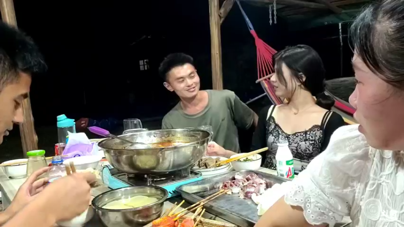 【2021-08-11 22点场】川味箩卜：箩卜比户外最丑的牙牙还要丑！！！