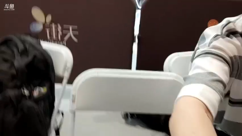 【2021-08-13 15点场】爱吃鱼的石原：石原：转播一下比赛