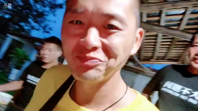 【2021-08-13 19点场】洪湖小肖：摸鱼-高能地带会爆户吗？