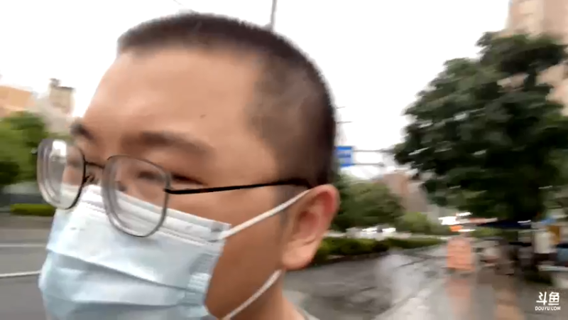 【2021-08-13 18点场】驴酱的冯雨大王：冯雨大王：新人主播，求个关注~