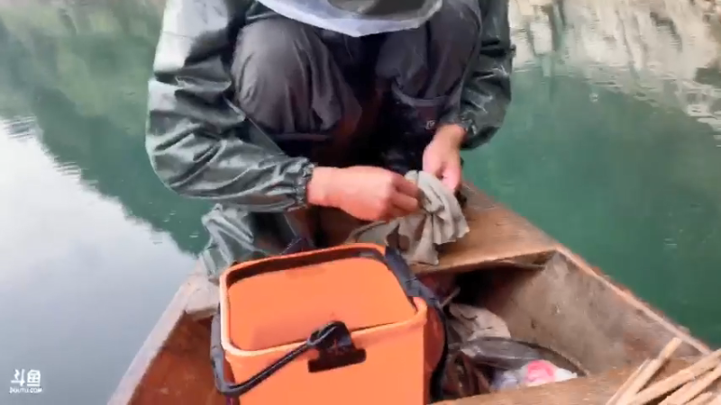 【2021-08-15 12点场】魅力生活i：今天帮日榜一弄鳜鱼