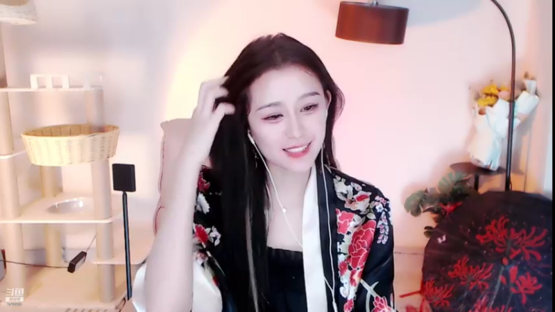 【2021-08-16 23点场】Sa叁儿：成都：双子座女生！！！