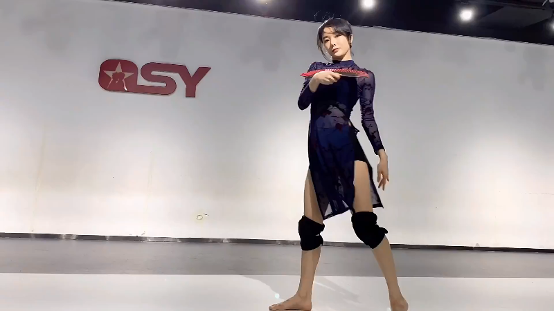 我在斗鱼看沫沫同学丶直播舞蹈