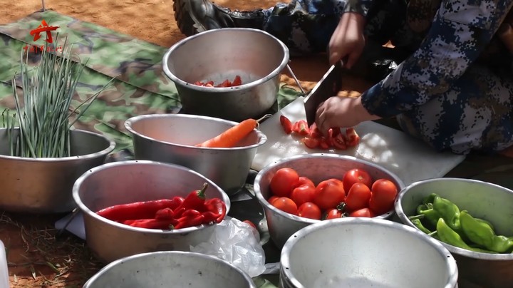 【第一军视】色香味俱全！这场野战炊事比武你看饿了吗
