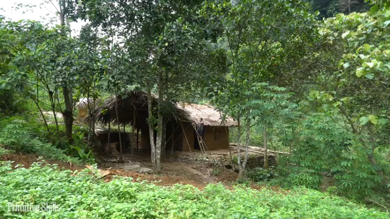 第三季S02建造库房10【真人我的世界-空手发展-单人炼铁】