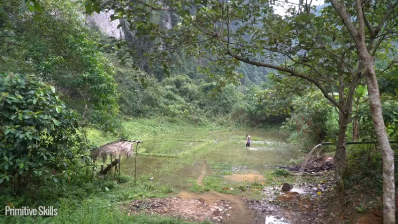 第三季S07打野吃吃吃美味蜗牛1【真人我的世界-空手发展-单人炼铁】