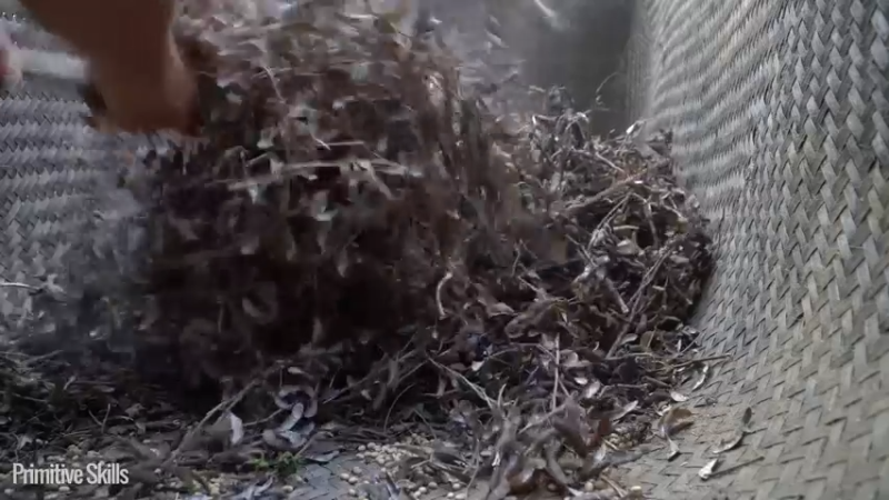 第三季S03耕耘收获第三季18投个币吧【真人我的世界-空手发展-单人炼铁】