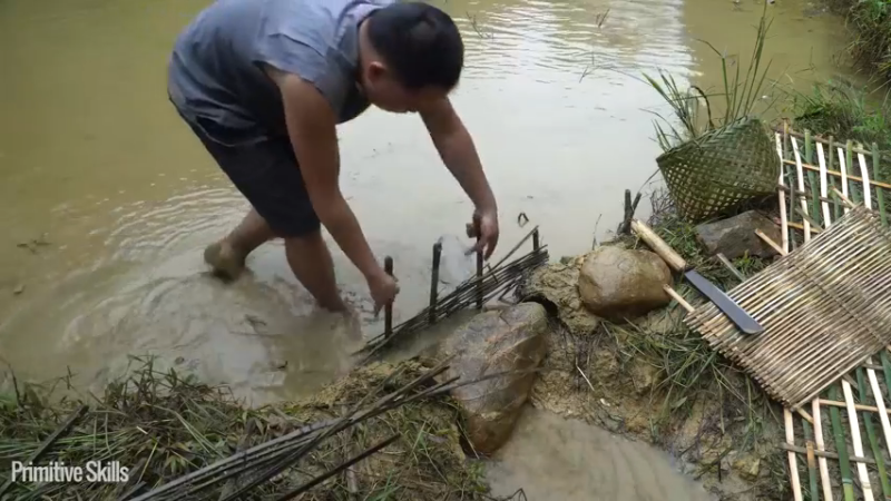 第三季S07打野吃吃吃美味蜗牛8【真人我的世界-空手发展-单人炼铁】