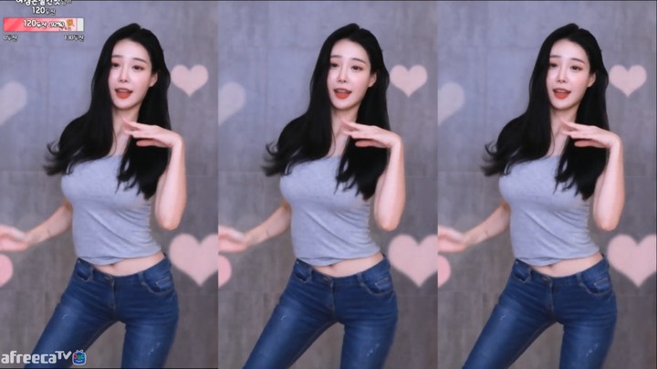 甜美小姐姐塔米米_紧身牛仔裤