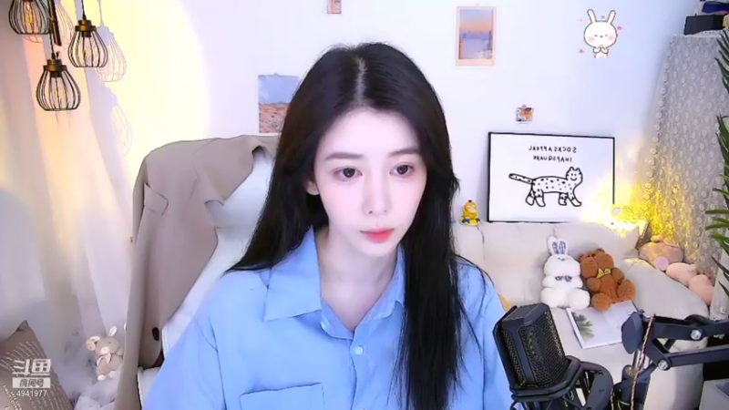 【2021-08-20 17点场】晒网的慧儿呀：只想开心 不想懂事