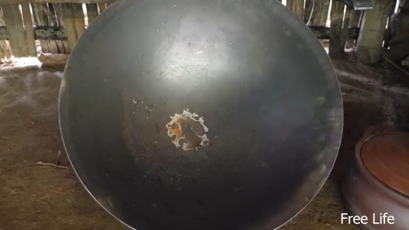 P34用新厨房做顿好吃的18妹子独自深入荒野隐居修仙,建设世外桃源投个币吧