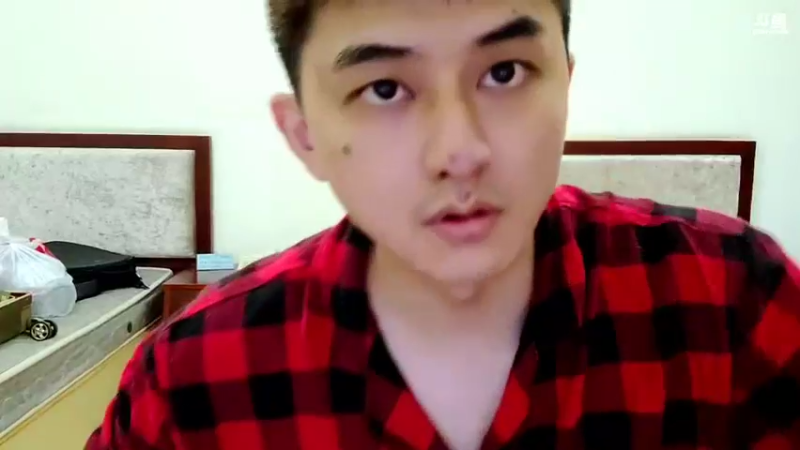 【2021-08-21 21点场】草莓：草莓：被嫂子赶出家门的第一天