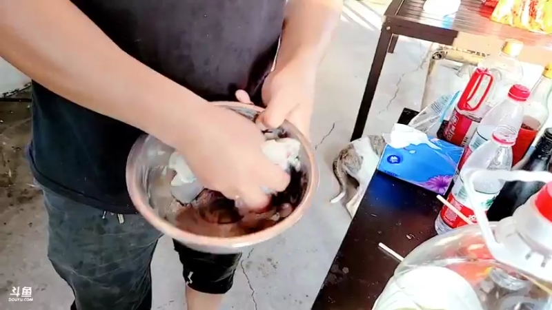 【2021-08-21 18点场】洪湖小肖：恭喜高压锅喜提千钻，兄弟们牛逼！