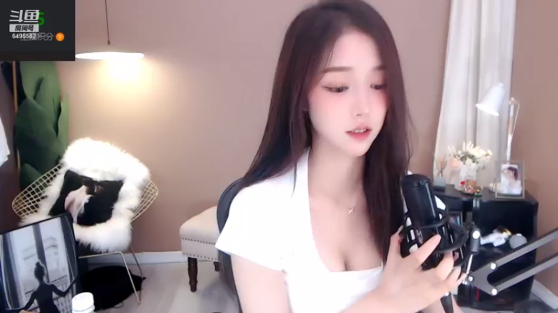 【2021-08-22 18点场】Chance喵：今日是你的心动女孩嘛~