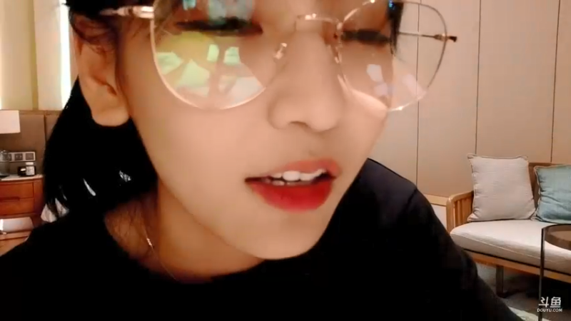 【2021-08-22 00点场】叶知秋Vanessa：叶知秋：出差中 不定时户外