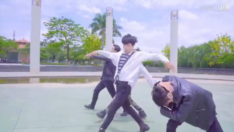 【B-Wild舞团】BTS (防弹少年团) FAKE LOVE Dance cover by B-Wild From Vietnam