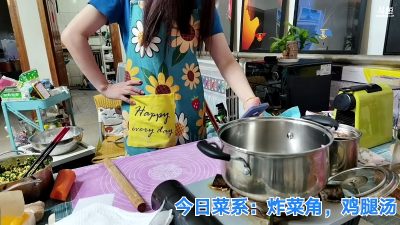 我在斗鱼看无尽无尽的无尽直播美食