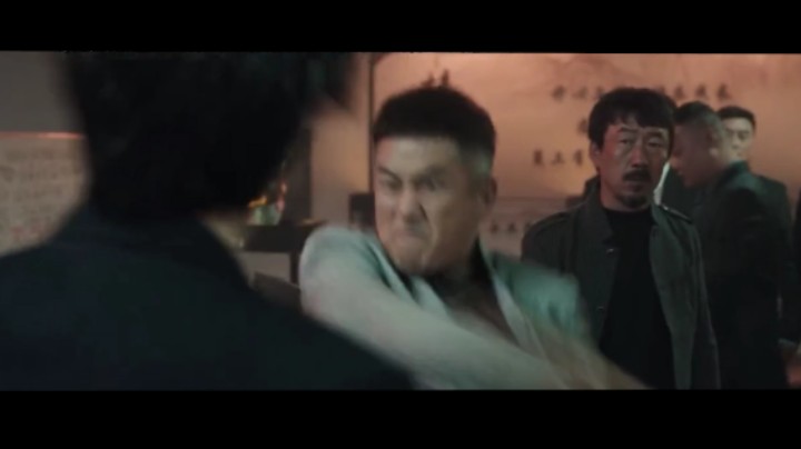 看孙兴被揍是什么感觉