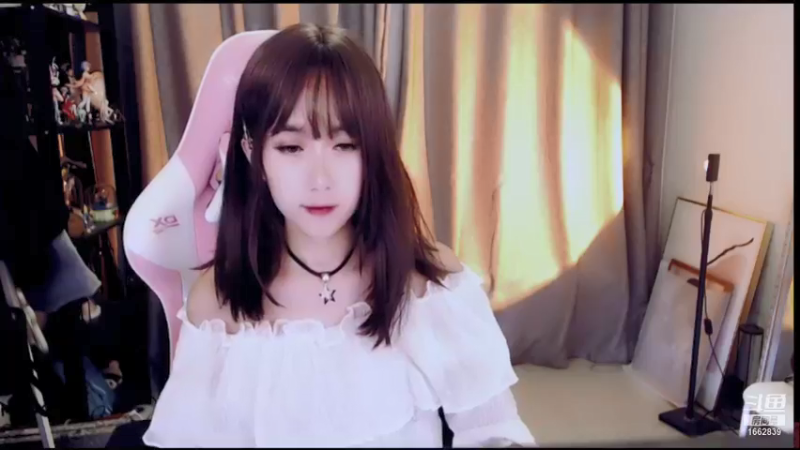 【2021-08-25 20点场】哈尼九：这么可爱一定是男孩子 1662839