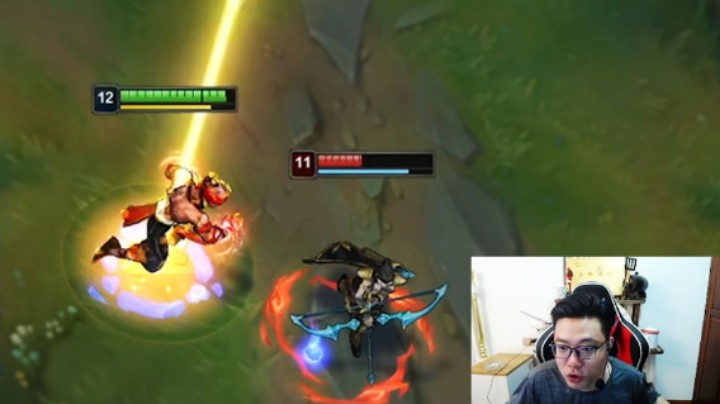 他选择了弹幕最多的打法，娱乐梦僧