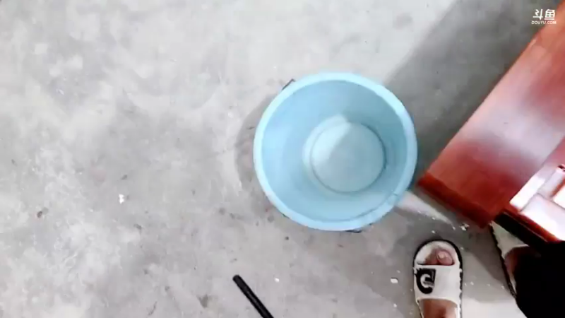 【2021-08-26 04点场】洪湖小肖：我买1000w背包打年度兄弟们冲