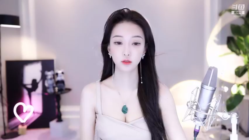 【2021-08-25 23点场】南妹儿呀：开个钻粉吧宝贝~