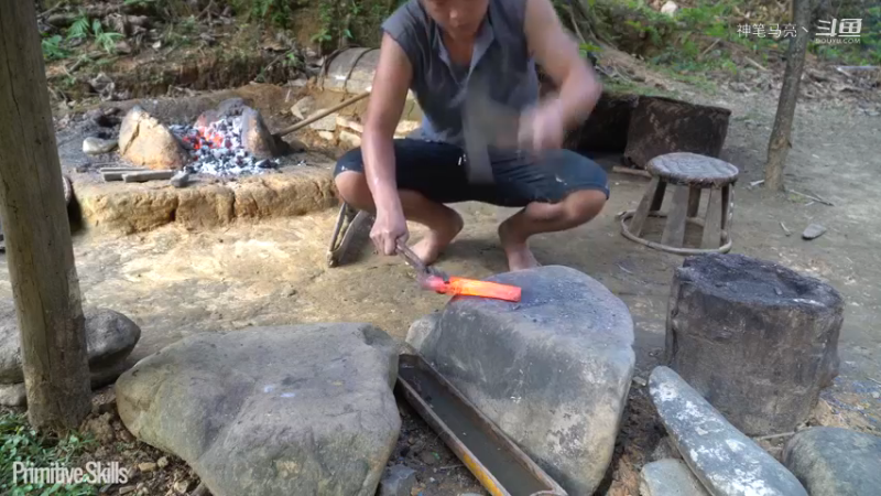 全集更新精剪版(5)E67锻造锄头种植玉米【真人我的世界-空手发展-单人炼铁】