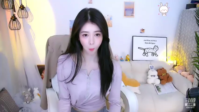 【2021-08-27 17点场】晒网的慧儿呀：只要开心 不要懂事