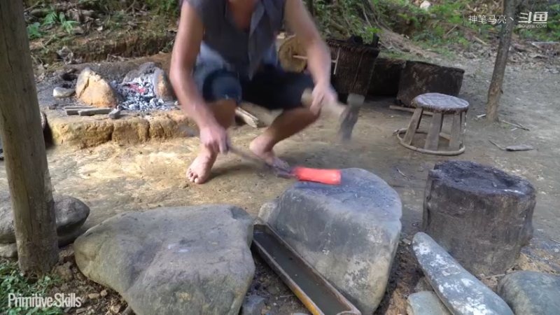 全集更新精剪版(6)E67锻造锄头种植玉米【真人我的世界-空手发展-单人炼铁】