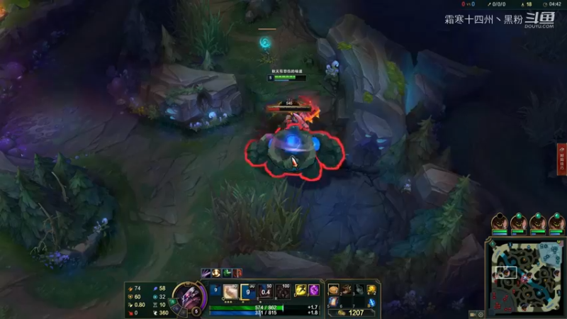 看到猫咪的那一刻，石头人笑了 (3)