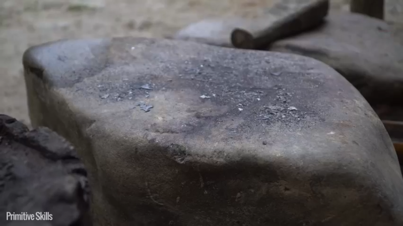 全集更新精剪版(6)E69制作木匠工具【真人我的世界-空手发展-单人炼铁】