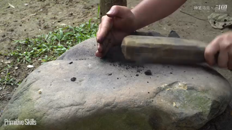 全集更新精剪版(4)E70竹屋升级，建造木屋【真人我的世界-空手发展-单人炼铁】