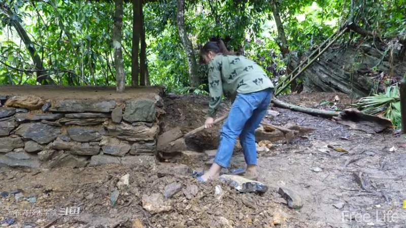 更新1季03农村石板地制作3妹子独自深入荒野隐居修仙,建设世外桃源投个币吧