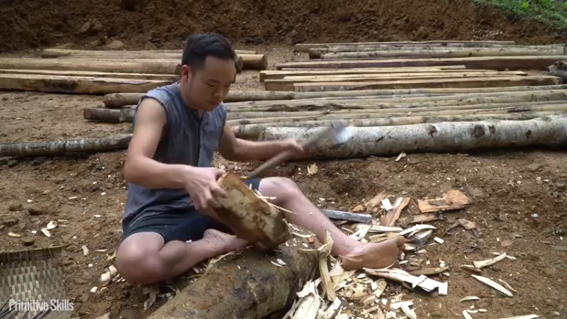 全集更新精剪版(9)E69制作木匠工具【真人我的世界-空手发展-单人炼铁】