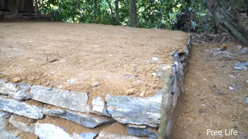 更新1季11新建厨房8妹子深入荒野隐居修仙,建设世外桃源投个币吧