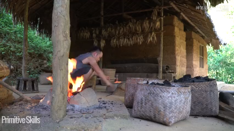 全集更新精剪版(6)E122门前泳池【真人我的世界-空手发展-单人炼铁】