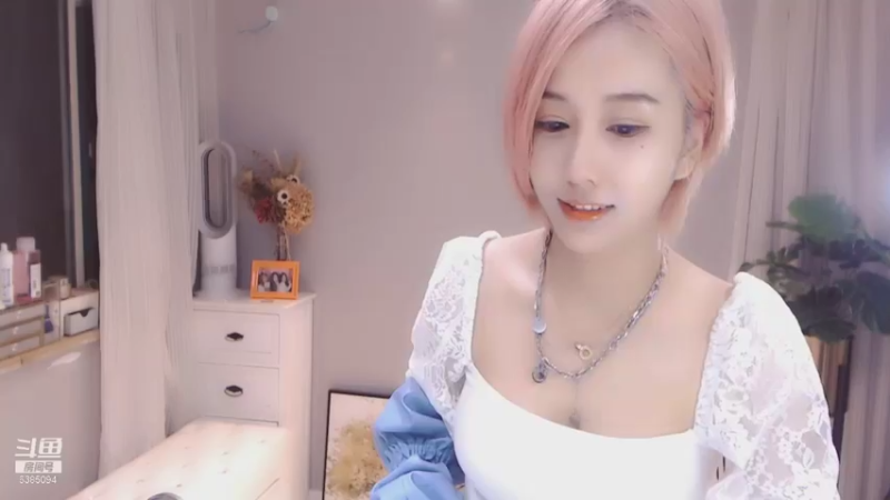 【妮儿Nierrr 舞蹈】08-31 23:47