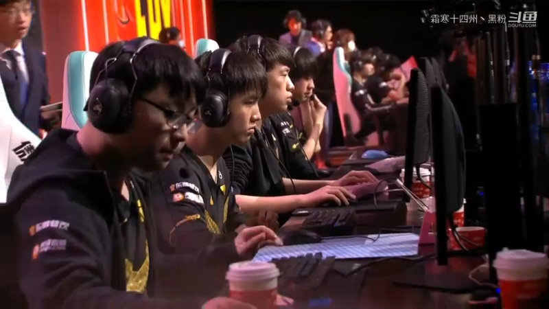 RNG vs FPX 第三局 (1)