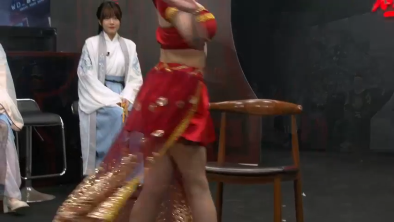 【三岁伊丶 舞蹈】08-25 18:57