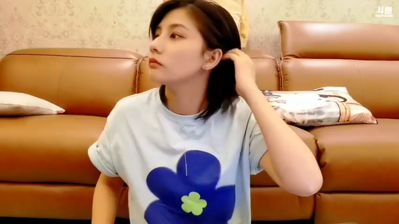 【2021-09-03 20点场】我是唐菲：继续我们的折纸小课堂哟