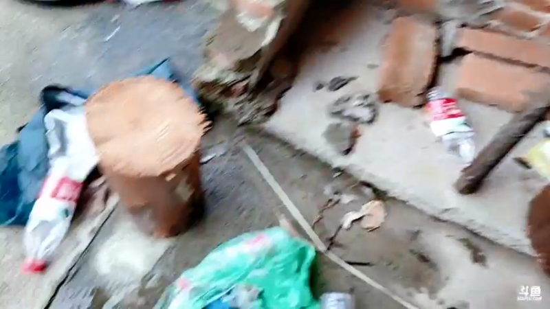 【2021-09-03 18点场】洪湖小肖：10:30上线，1个【666】卡粉丝牌