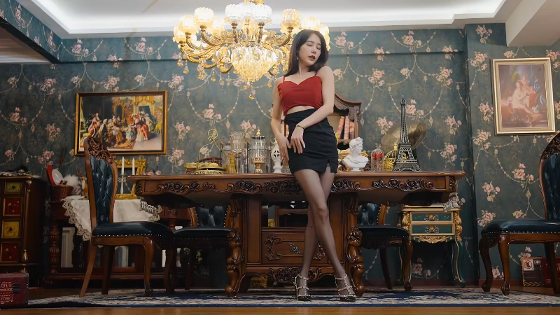 我在斗鱼看沫沫同学丶直播舞蹈