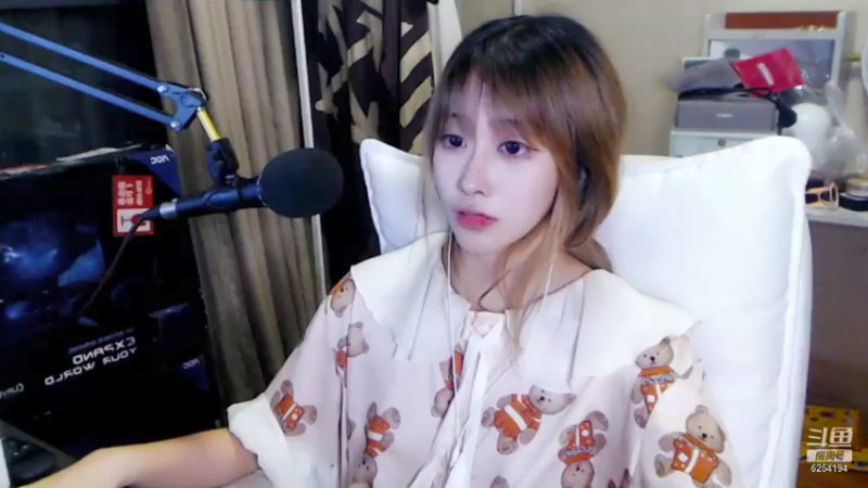 【2021-09-02 21点场】三三才不是卤蛋OwO：云樱姐姐大美女